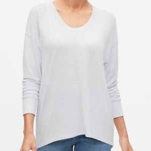 🥳FINAL PRICE👍🤍 NWT‼️ GAP brand Softspun Knit Scoop-neck Long Sleeve Tee